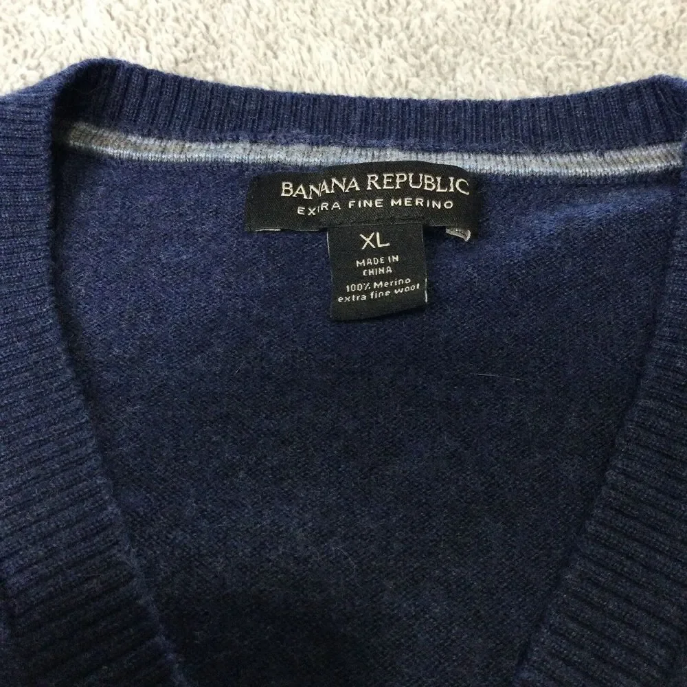 Banana Republic Extra Fine Merino Wool Sweater XL‎ Men's V Neck Blue Pullover